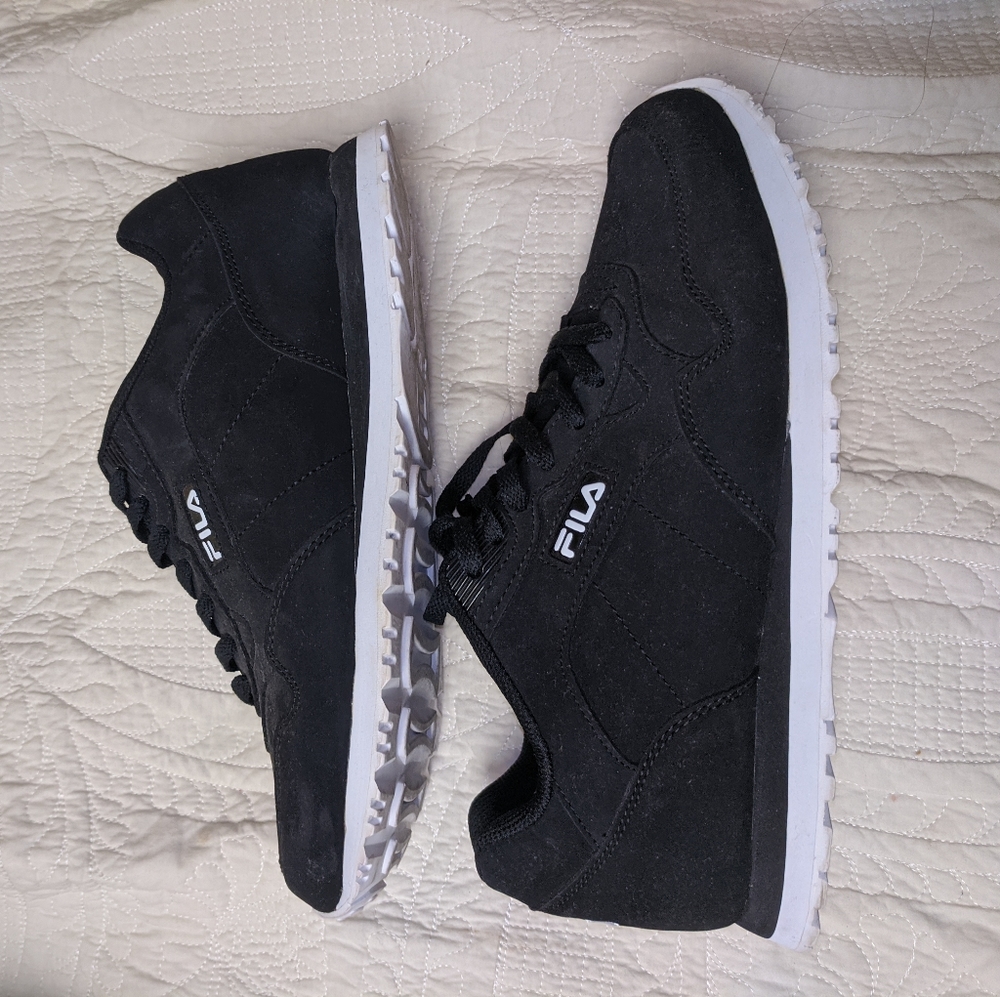 Fila Black Shoes